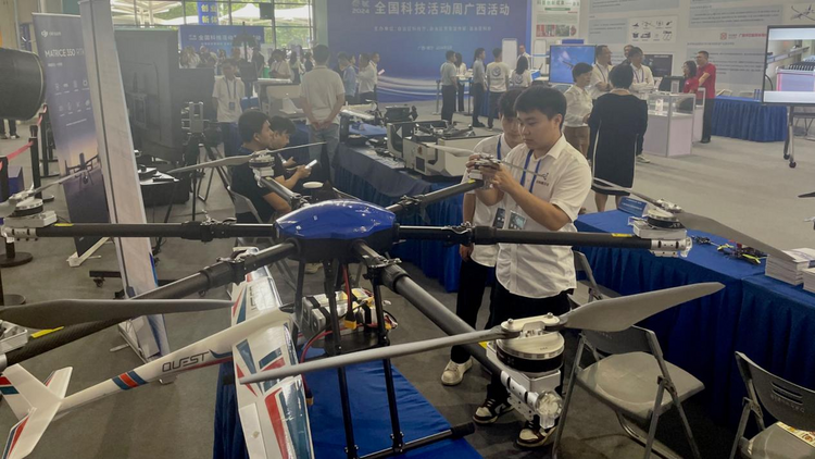 智驭低空 创领未来——多款“黑科技”产品亮相广西南宁，解锁低空经济新图景